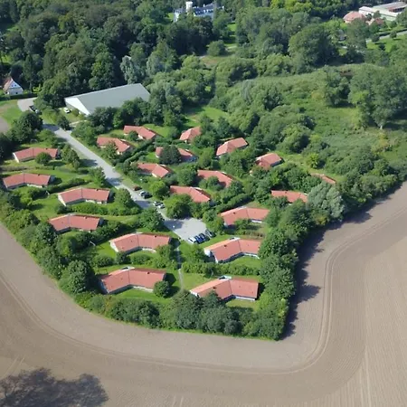 Kranich Poolferienhaus Сasa de vacaciones Hohendorf (Nordvorpommern)